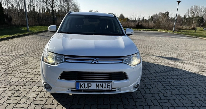 Mitsubishi Outlander cena 58999 przebieg: 226361, rok produkcji 2013 z Piaseczno małe 704